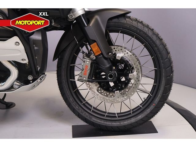 bmw - r-1300-gs-adventure