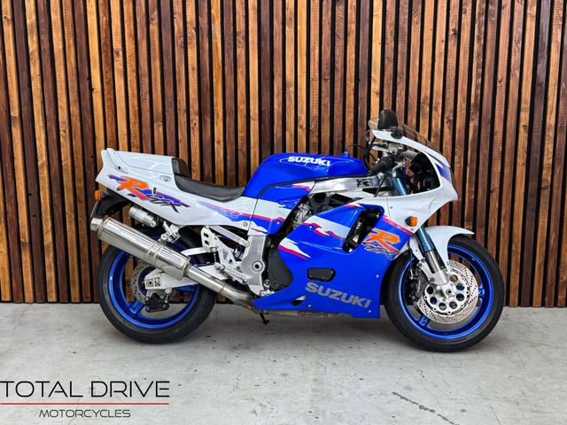 suzuki - gsx-r-750-w