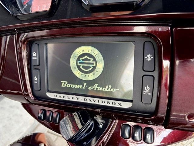 harley-davidson - street-glide-cvo-flhxse