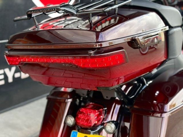 harley-davidson - street-glide-cvo-flhxse