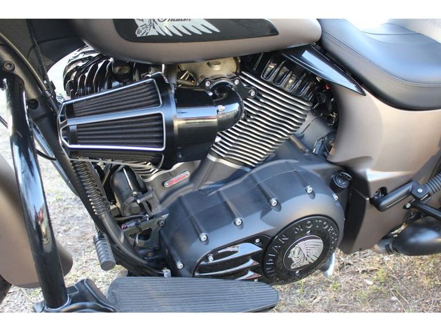 indian - chieftain-dark-horse