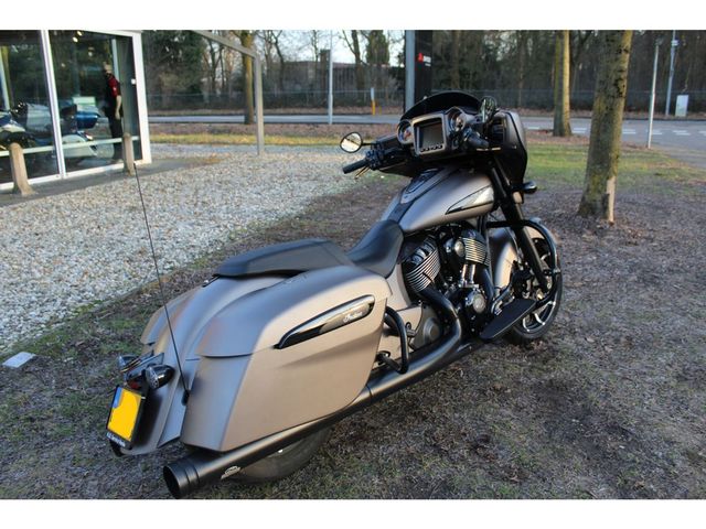 indian - chieftain-dark-horse