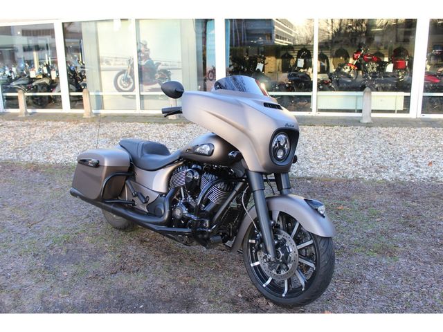 indian - chieftain-dark-horse