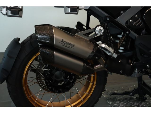 bmw - r-1300-gs-adventure