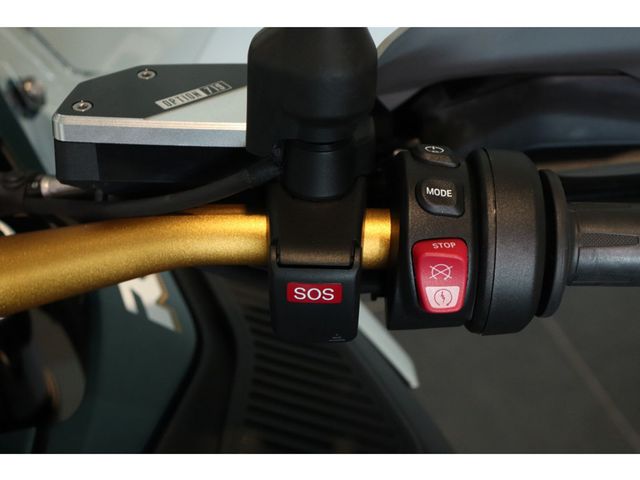 bmw - r-1300-gs-adventure