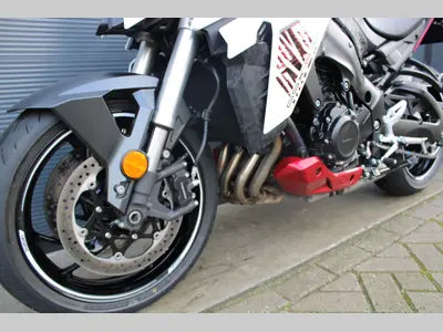SUZUKI GSX-S 950 – foto 4