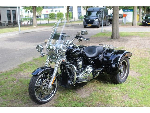 harley-davidson - freewheeler