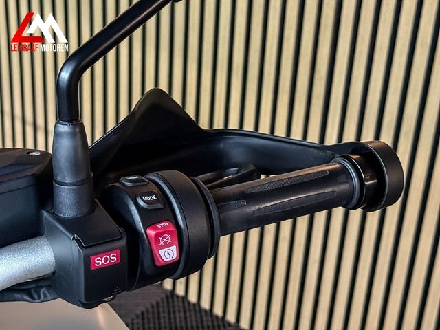 bmw - f-900-gs-adventure