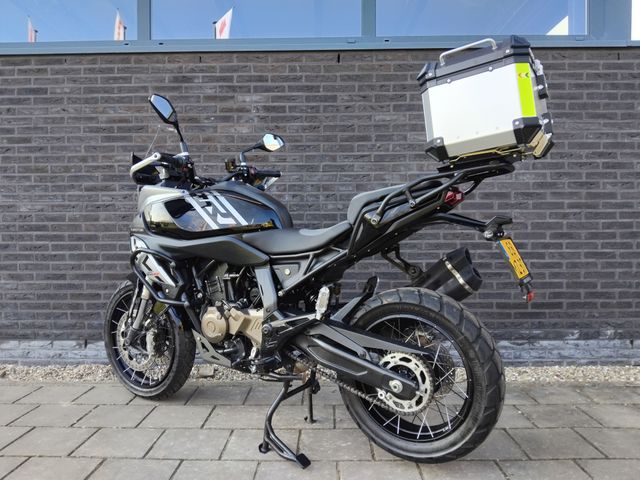 QJMOTOR - srt-600-sx-touring