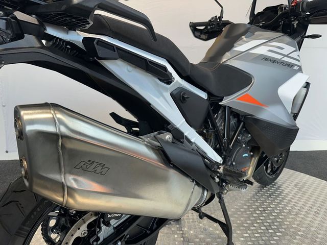 ktm - 1290-super-adventure-s