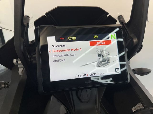 ktm - 1290-super-adventure-s