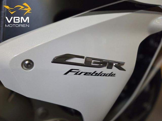 honda - cbr-1000-rr-fireblade