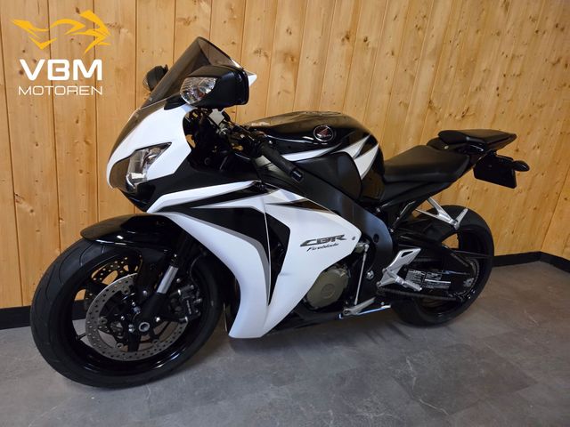 honda - cbr-1000-rr-fireblade