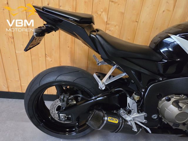 honda - cbr-1000-rr-fireblade