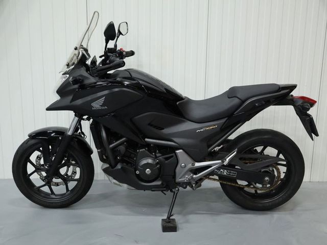 honda - nc-700-x-dct