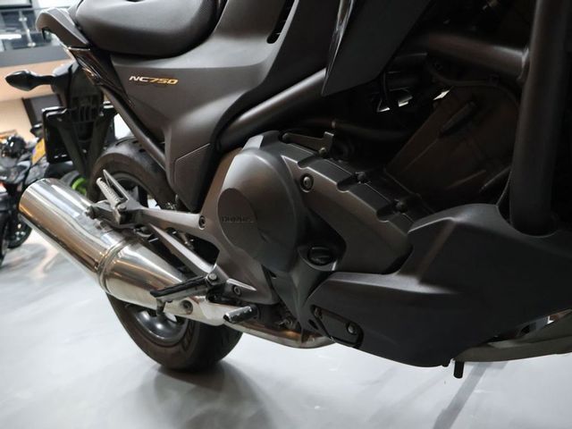 honda - nc-700-x-dct