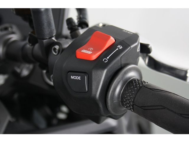 yamaha - mt-09-y-amt