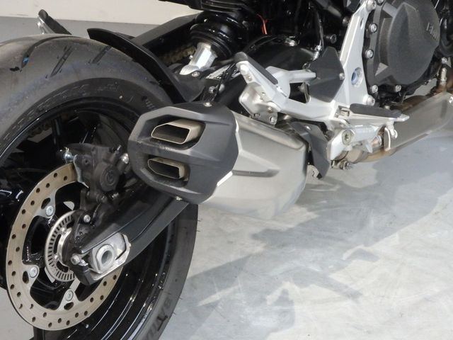 bmw - f-900-r