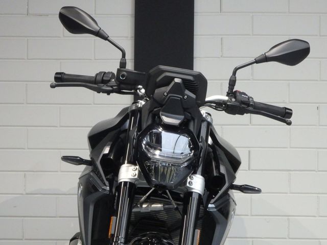 bmw - f-900-r