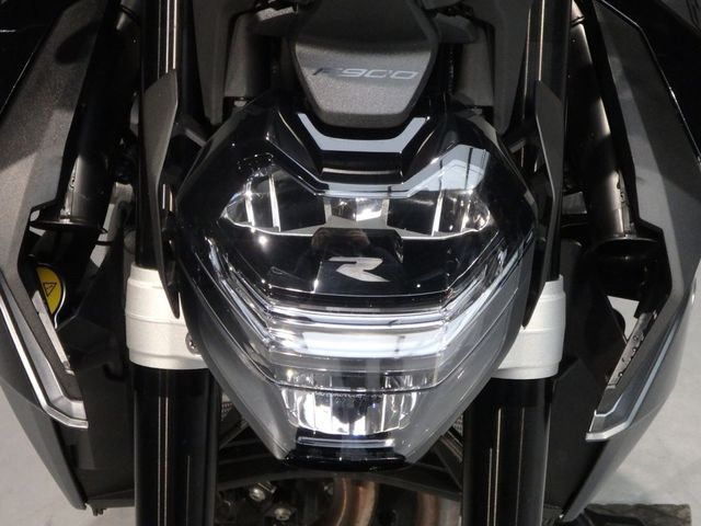 bmw - f-900-r