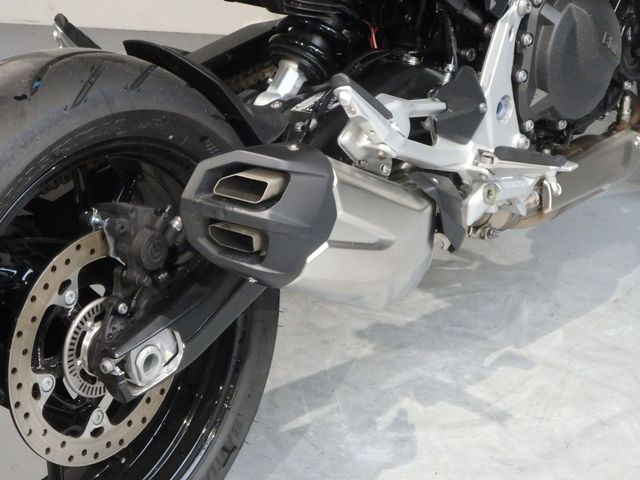 bmw - f-900-r