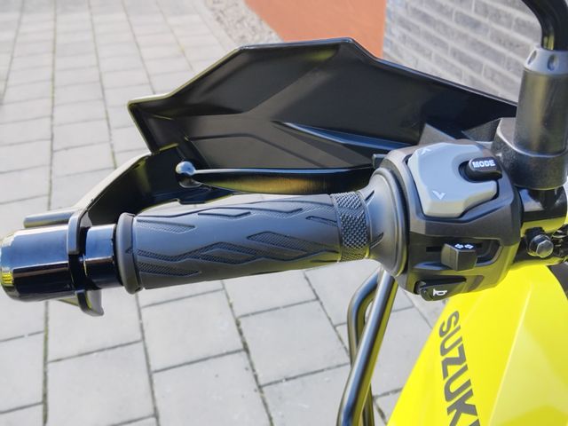 suzuki - v-strom-800-de