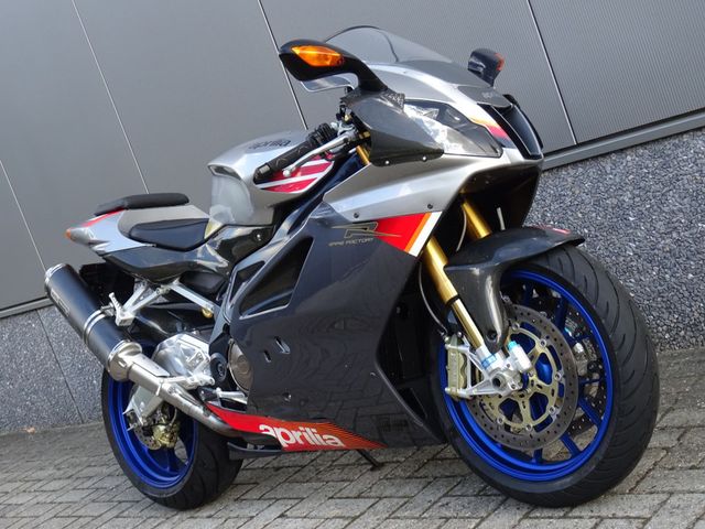 aprilia - rsv-1000-r-factory