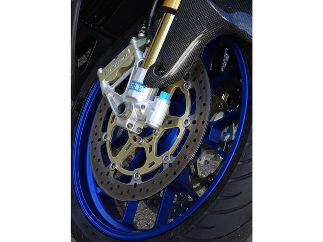 aprilia - rsv-1000-r-factory