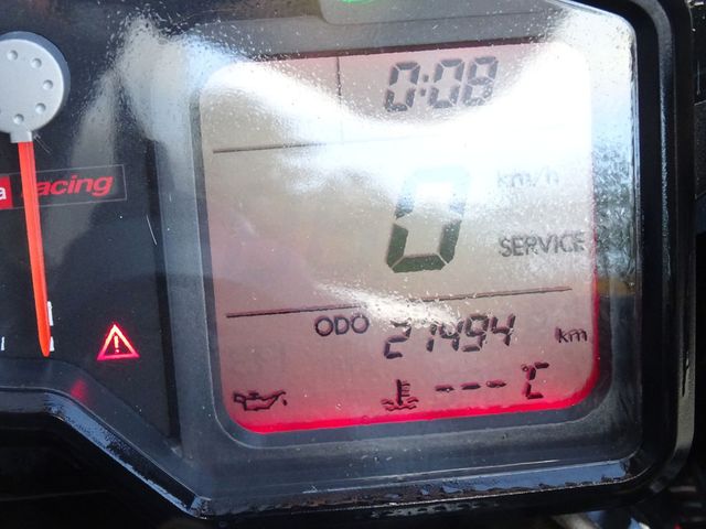 aprilia - rsv-1000-r-factory