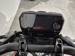 Ducati Monster V2 2026 nieuw – foto 6 van 7