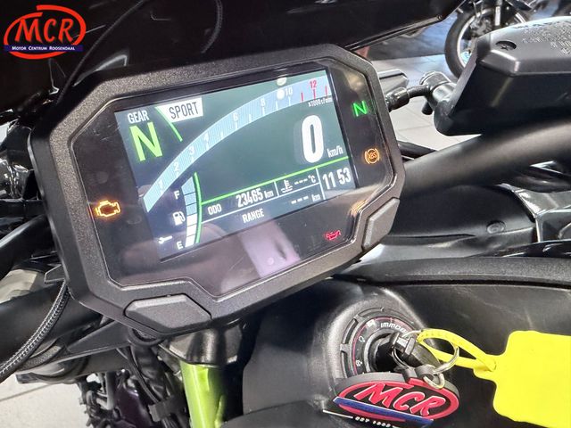 kawasaki - z900