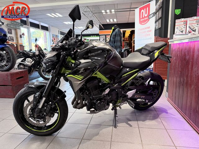 kawasaki - z900
