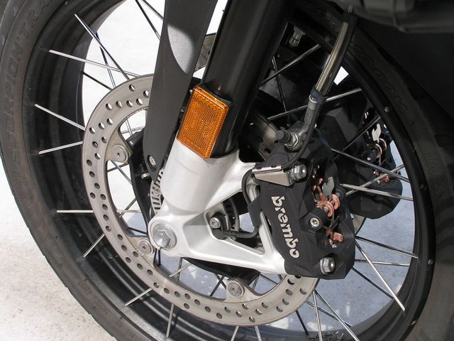 bmw - r-1200-gs-adventure-triple-black