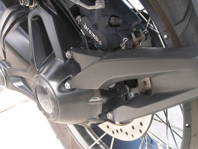 bmw - r-1200-gs-adventure-triple-black