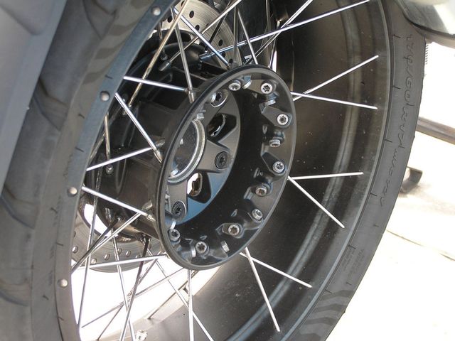 bmw - r-1200-gs-adventure-triple-black