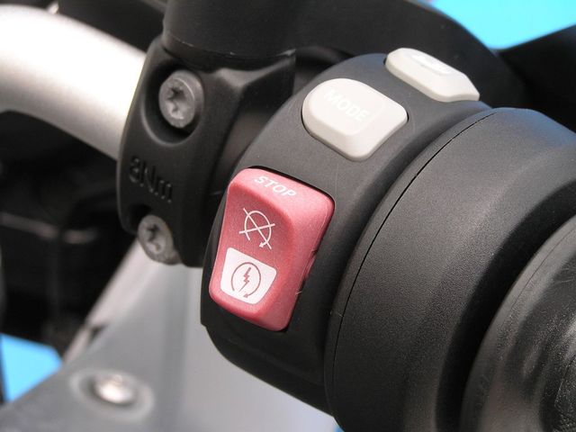 bmw - r-1200-gs-adventure-triple-black