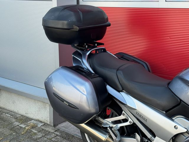 yamaha - fjr-1300
