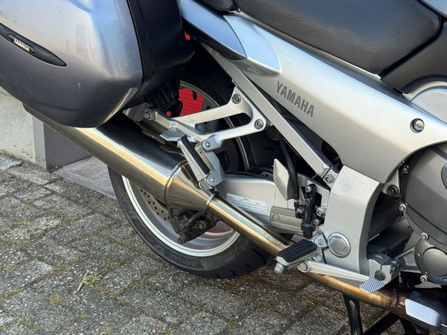 yamaha - fjr-1300