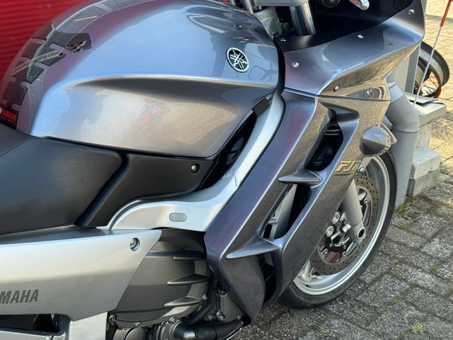 yamaha - fjr-1300