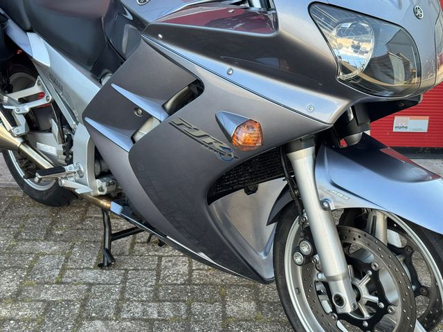yamaha - fjr-1300
