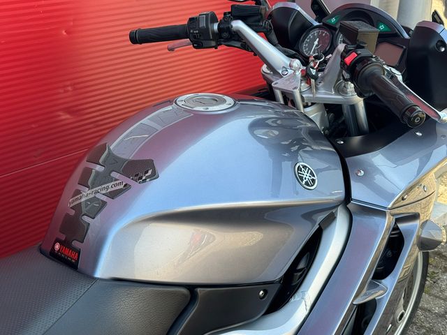 yamaha - fjr-1300