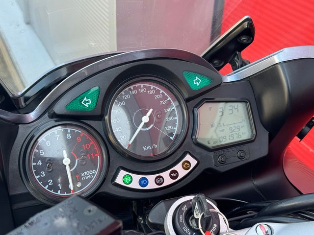yamaha - fjr-1300