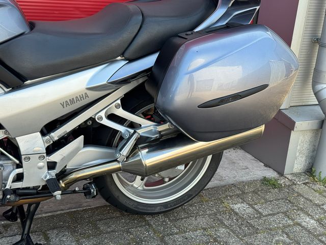 yamaha - fjr-1300