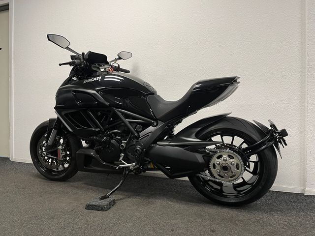 ducati - diavel