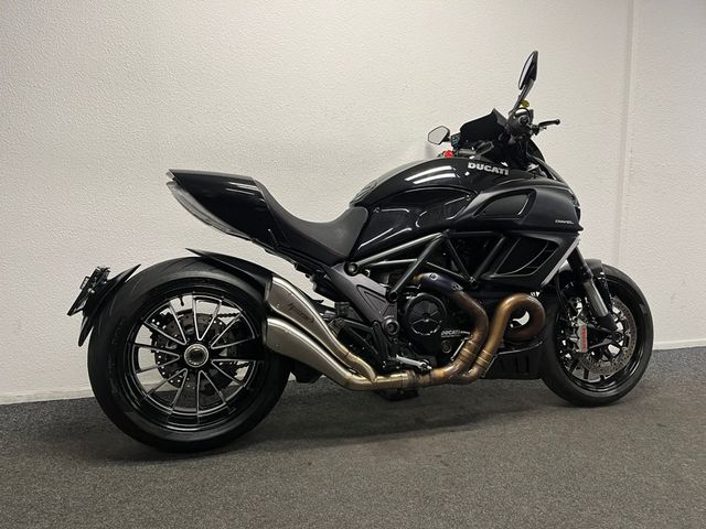 ducati - diavel