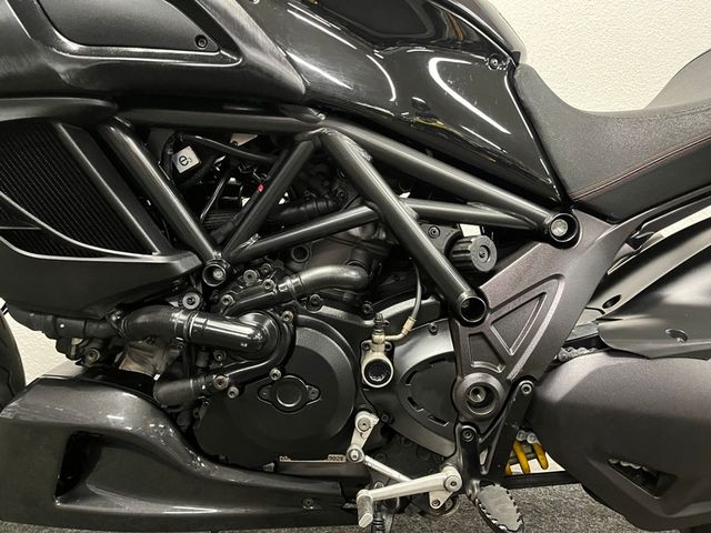ducati - diavel