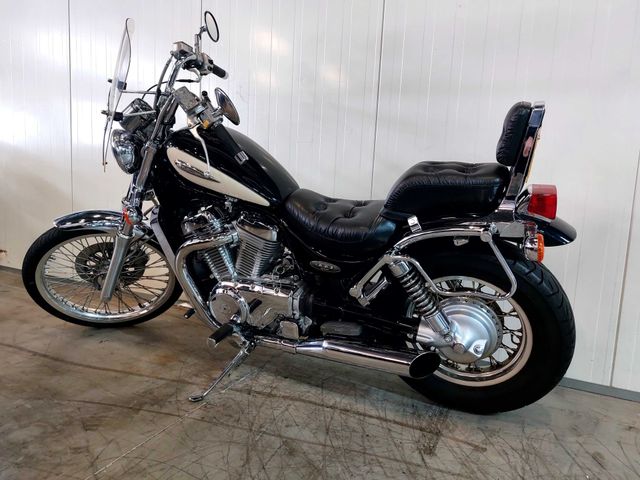 suzuki - vs-800-intruder