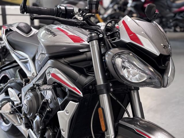 triumph - street-triple-765-rs
