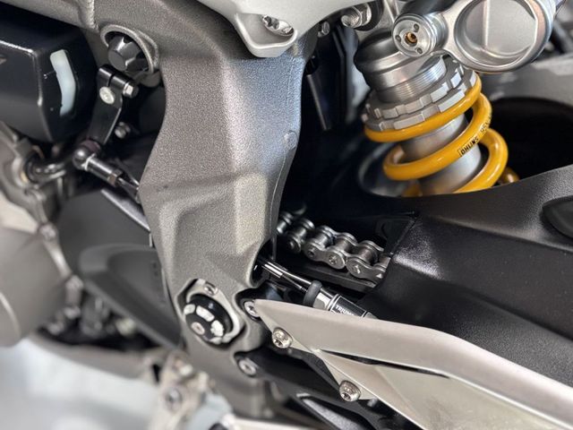 triumph - street-triple-765-rs
