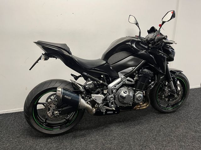 kawasaki - z900